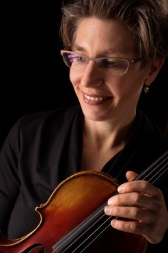 Dorothee Schmid, Viola